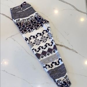 Parker Devlin Silk Pant